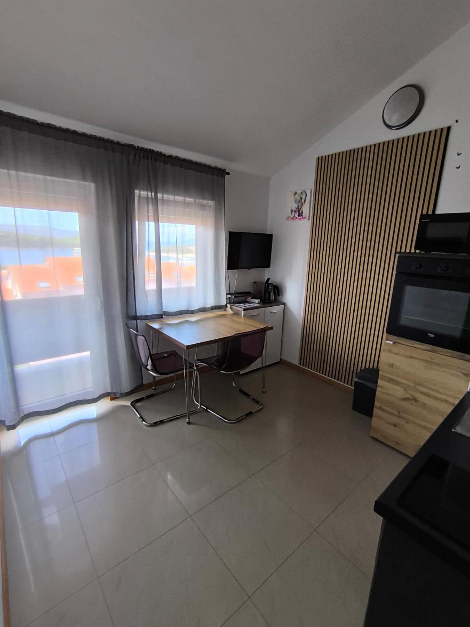 Apartments Pongrac Cres Exterior foto