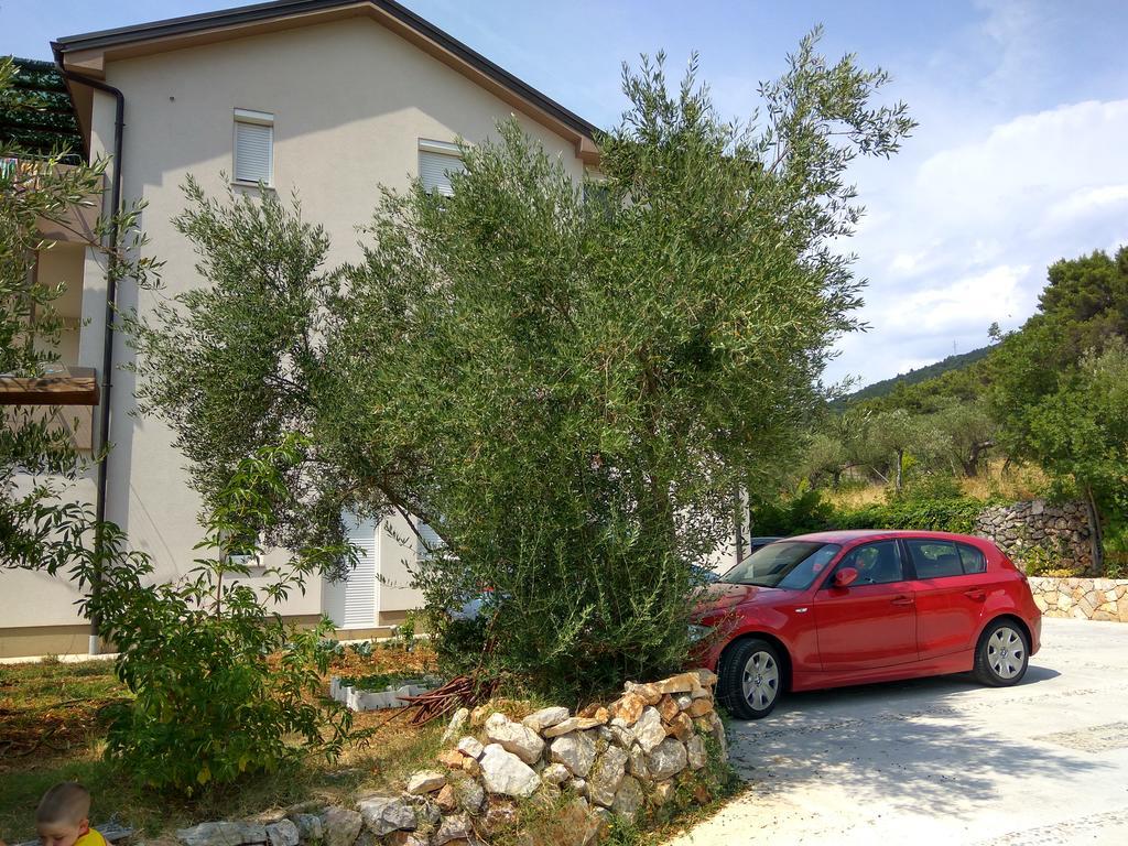 Apartments Pongrac Cres Exterior foto