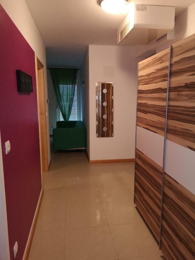 Apartments Pongrac Cres Exterior foto